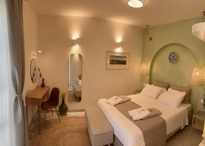 Vetus Vicinato Luxury Homes * Rhodes City