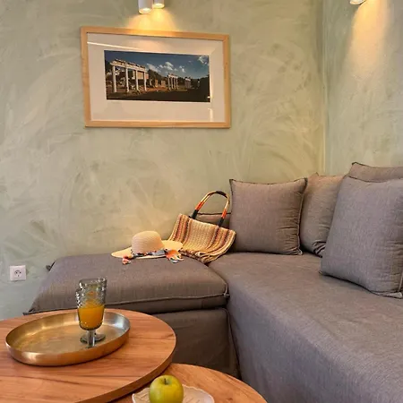 Vetus Vicinato Luxury Homes * Rhodes City